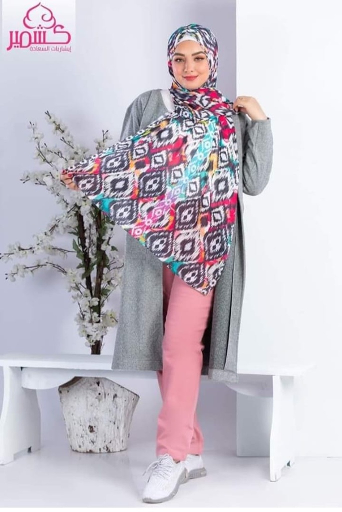 Scarf printed with multiple colors with white background