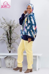  Scarf with colors white, yellow, and navy blue